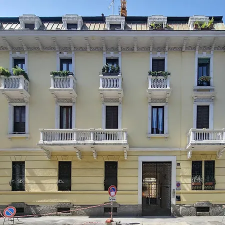 Splendido Monolocale Soppalcato Vicino Al Duomo Διαμέρισμα